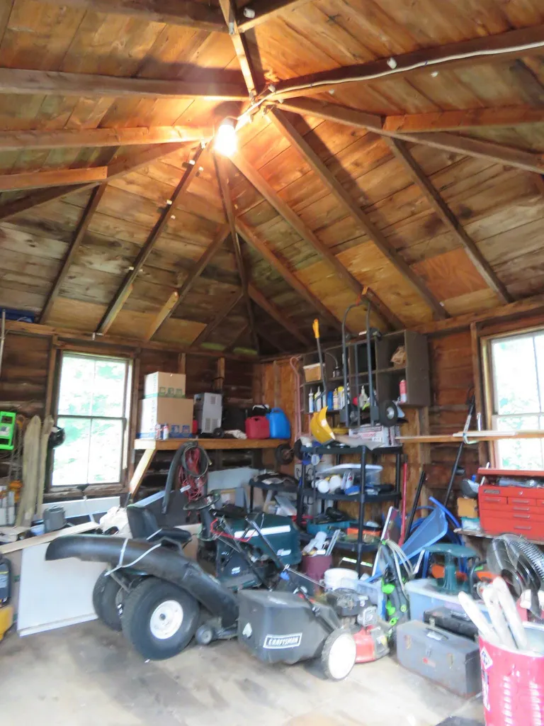 23 Epping Street Raymond NH 03077