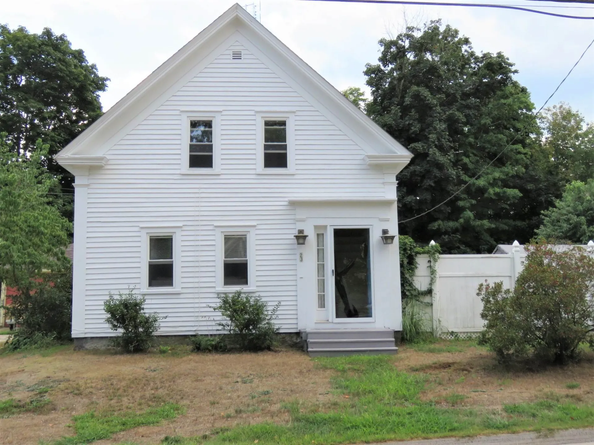 23 Epping Street Raymond NH 03077