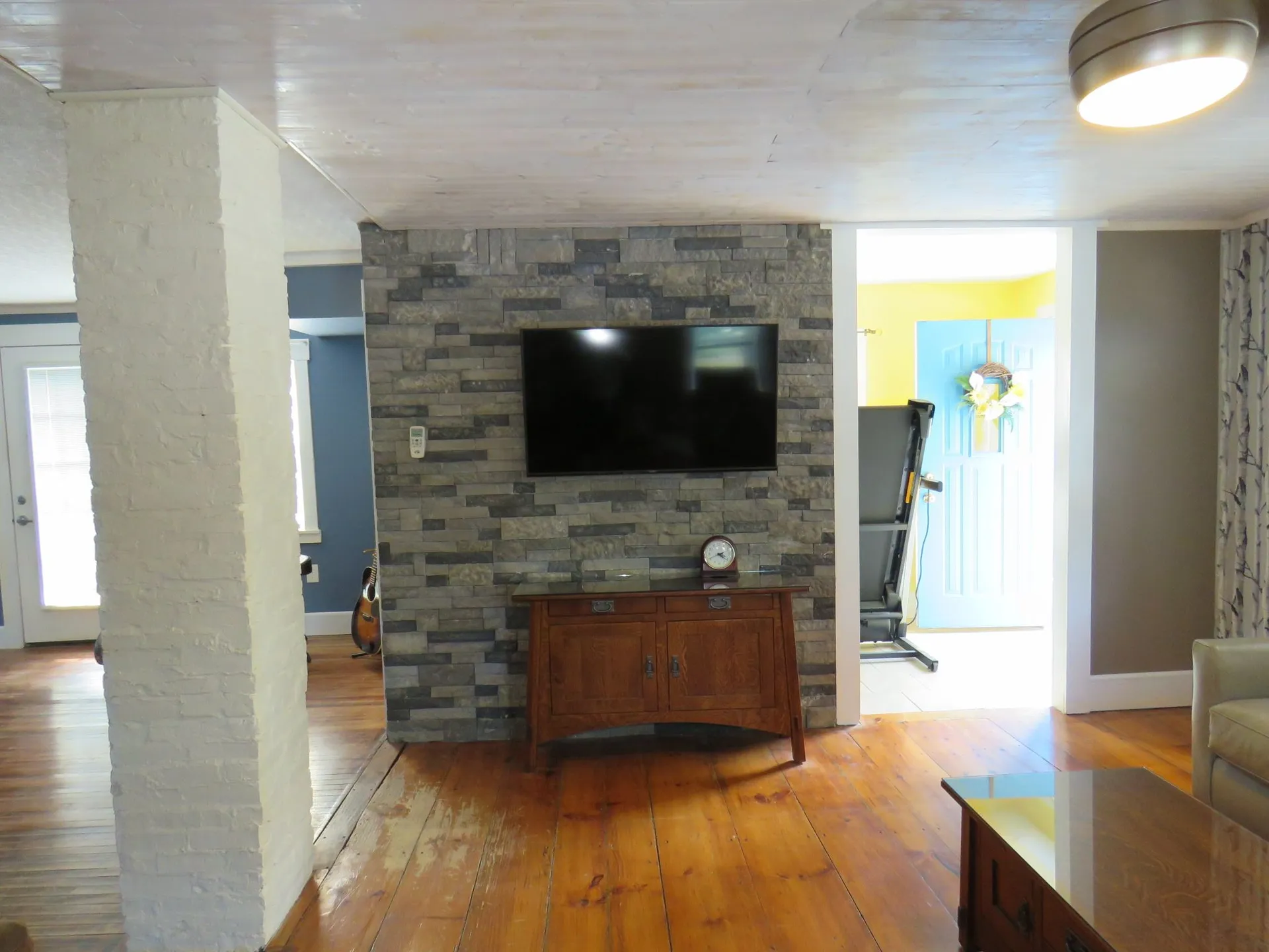 23 Epping Street Raymond NH 03077