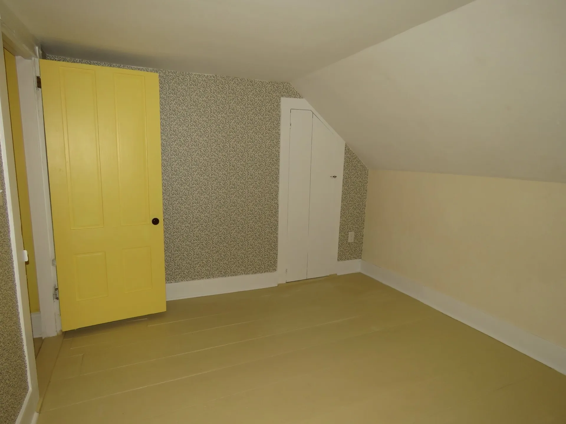 23 Epping Street Raymond NH 03077