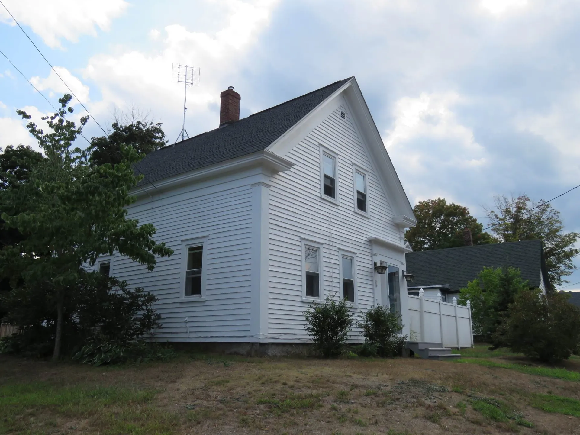 23 Epping Street Raymond NH 03077