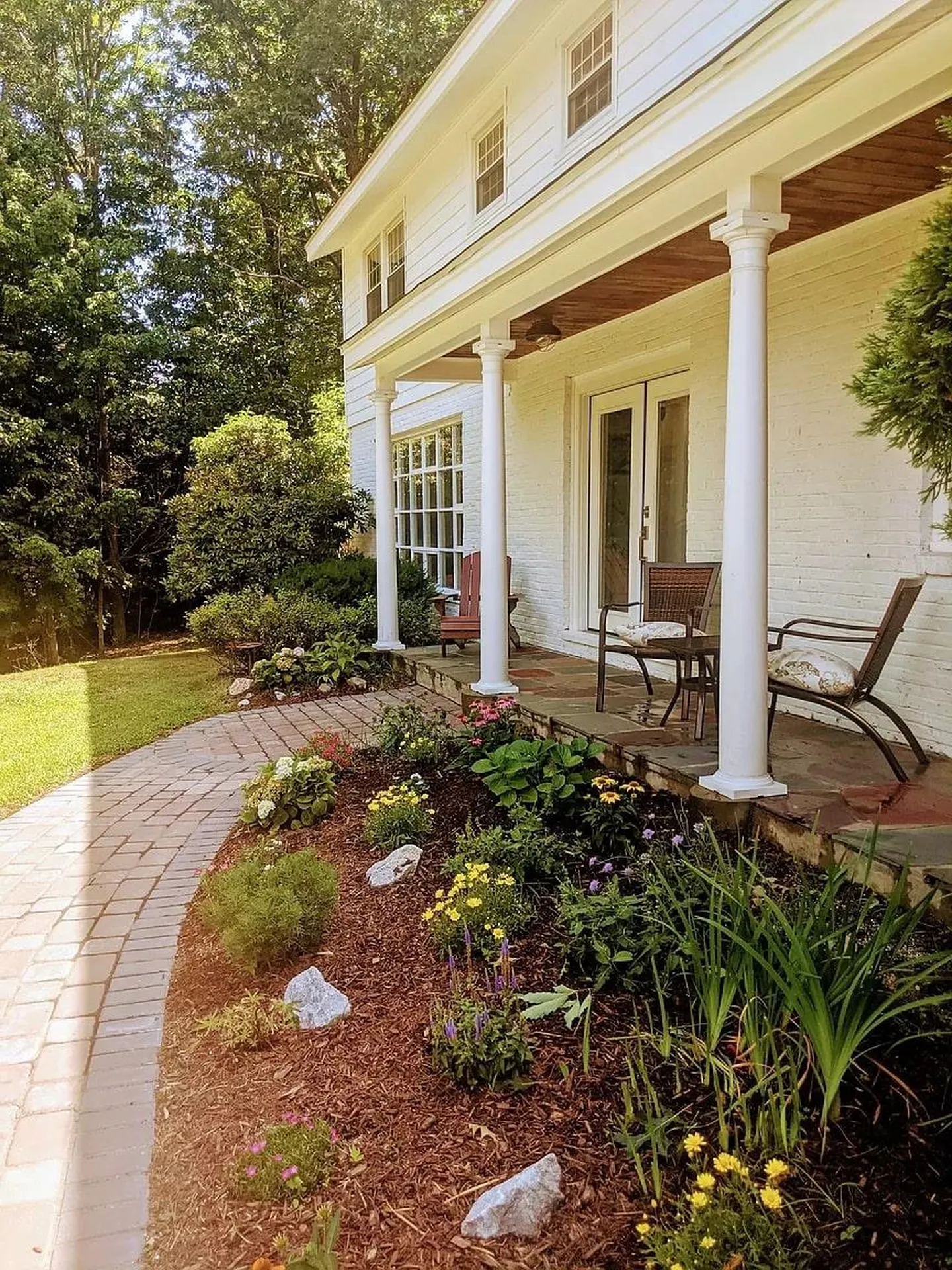 22 Pinecrest Drive Bedford NH 03110