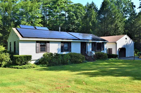 12 Brookhaven Road Kingston NH 03848