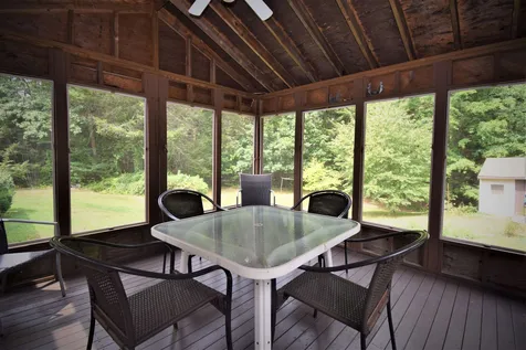 12 Brookhaven Road Kingston NH 03848