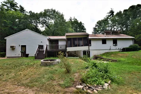 12 Brookhaven Road Kingston NH 03848