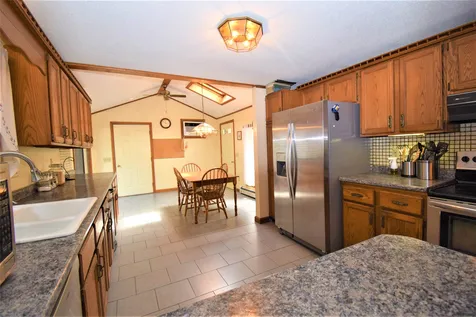 12 Brookhaven Road Kingston NH 03848