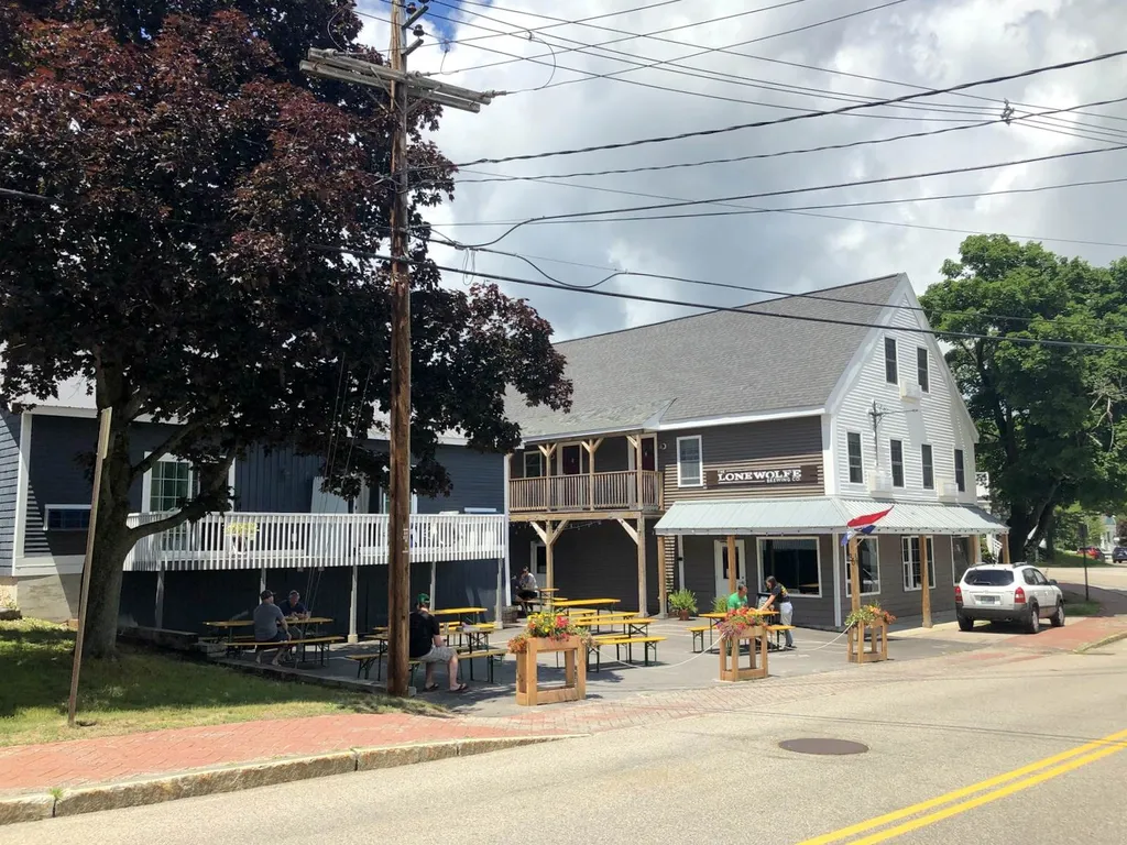 36 Mill Street Wolfeboro NH 03894