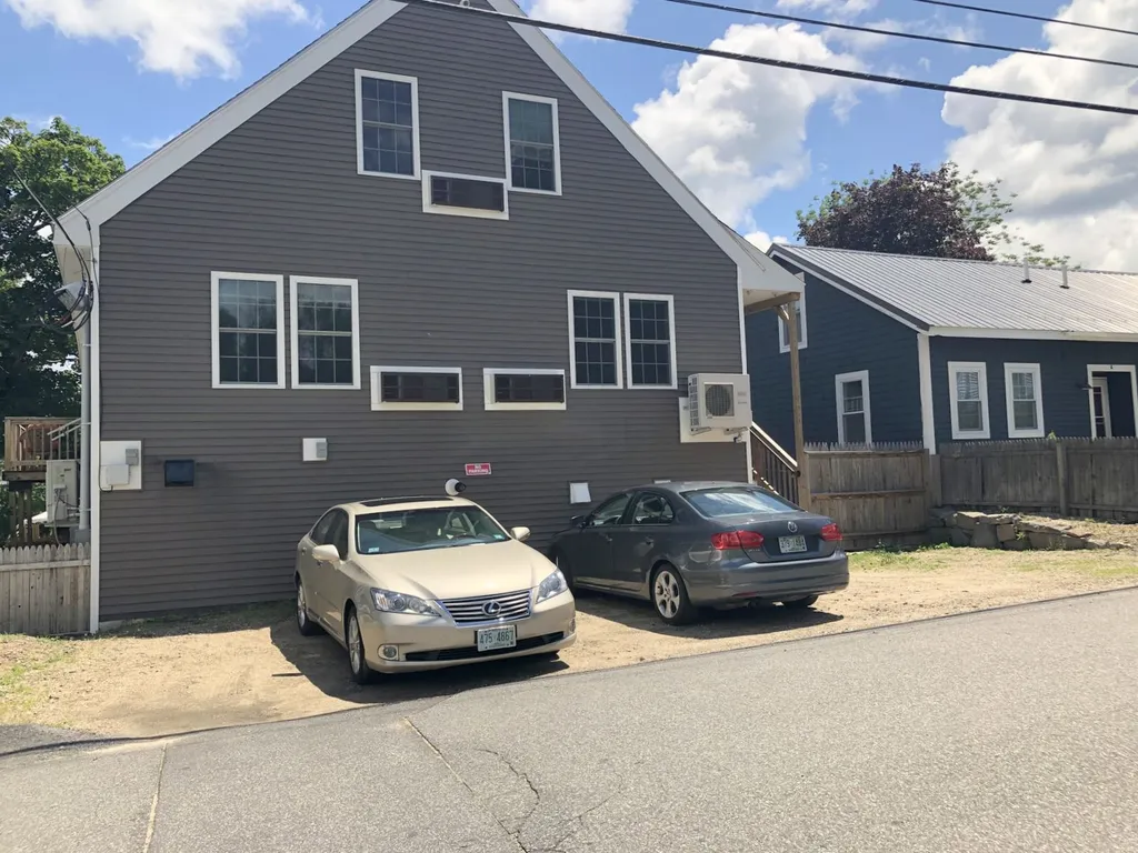 36 Mill Street Wolfeboro NH 03894