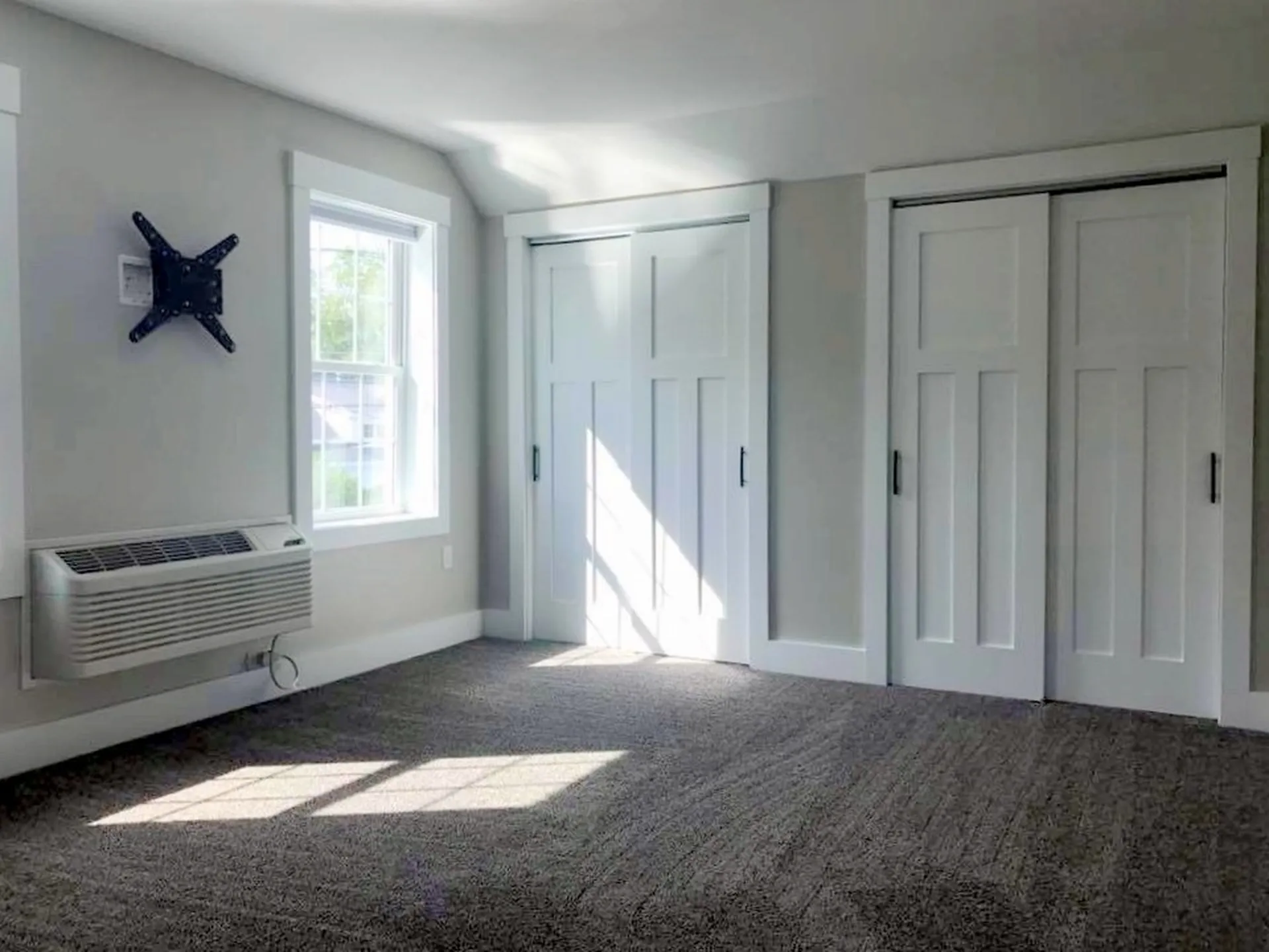 36 Mill Street Wolfeboro NH 03894