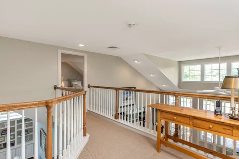 4 Mill Pond Road New Castle NH 03854