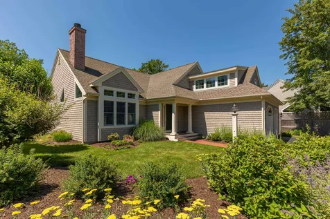 4 Mill Pond Road New Castle NH 03854