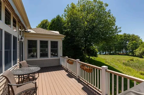 4 Mill Pond Road New Castle NH 03854
