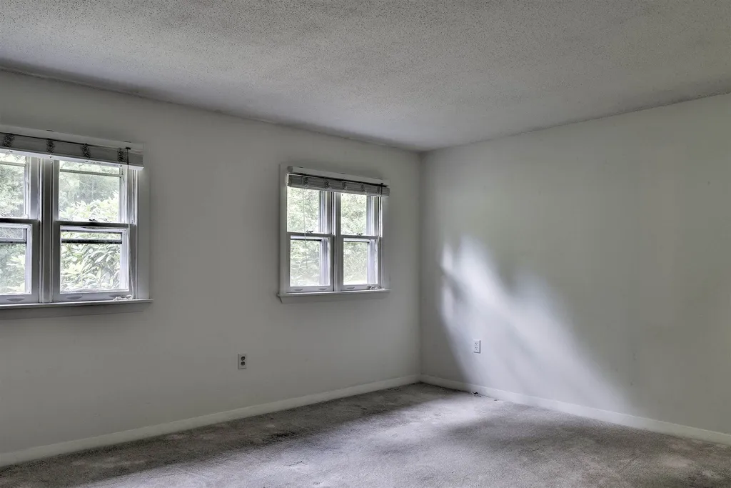 297 Old Chesterfield Road Winchester NH 03470