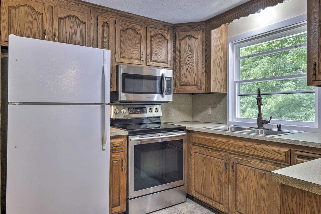 297 Old Chesterfield Road Winchester NH 03470