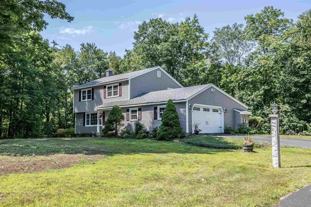 32 Jane Drive Candia NH 03034