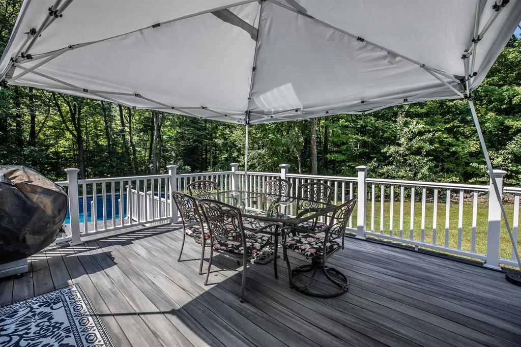 32 Jane Drive Candia NH 03034