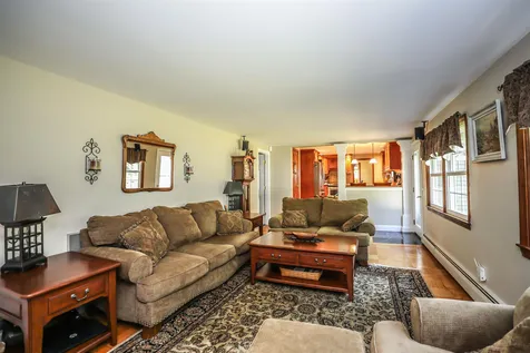 32 Jane Drive Candia NH 03034