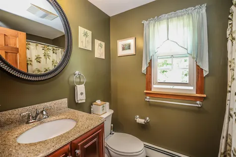 32 Jane Drive Candia NH 03034
