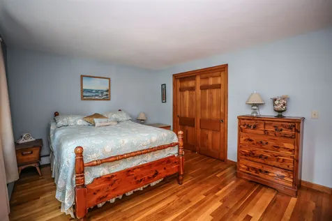 32 Jane Drive Candia NH 03034