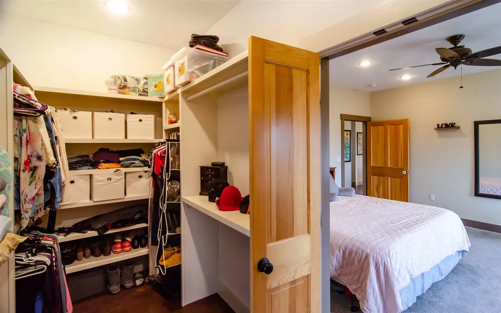 17 Gilson Road Hartland VT 05048