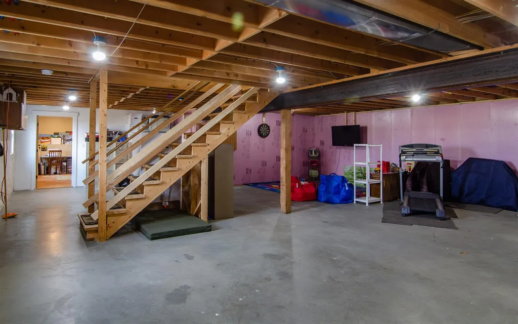 17 Gilson Road Hartland VT 05048