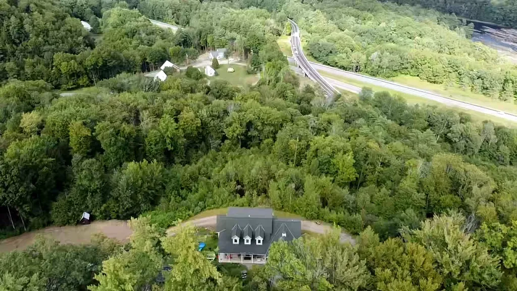 17 Gilson Road Hartland VT 05048