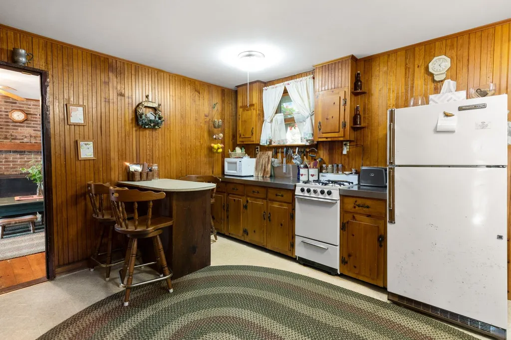37 Pine Road Barrington NH 03825