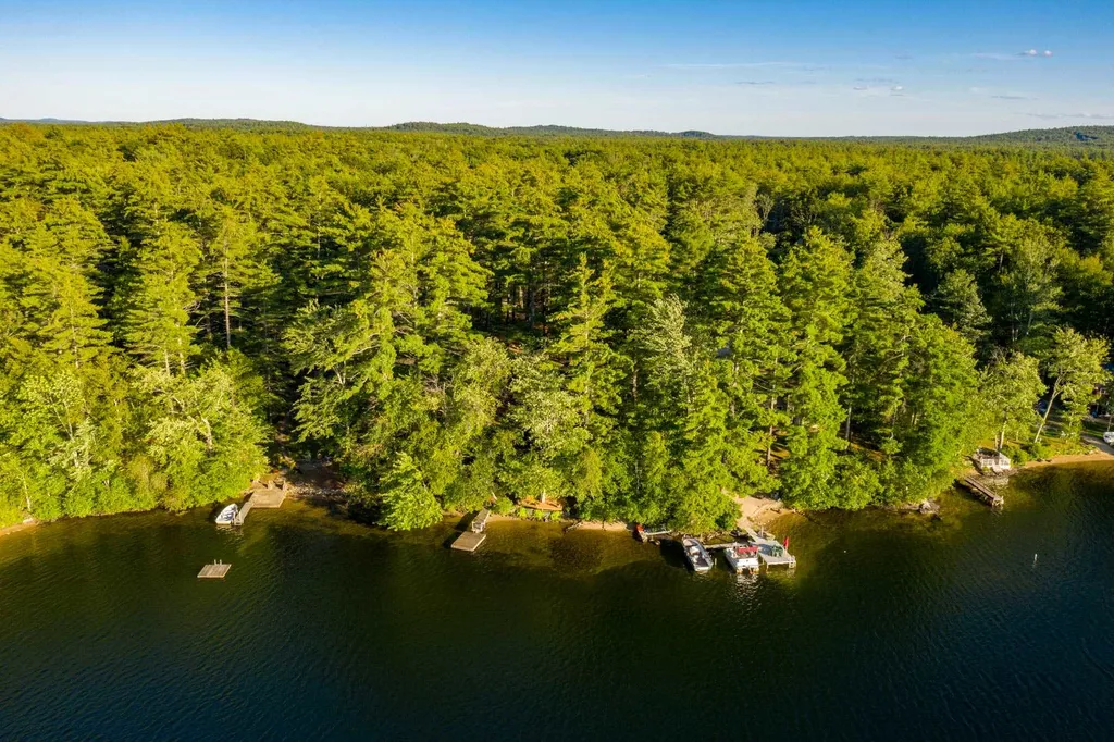 37 Pine Road Barrington NH 03825