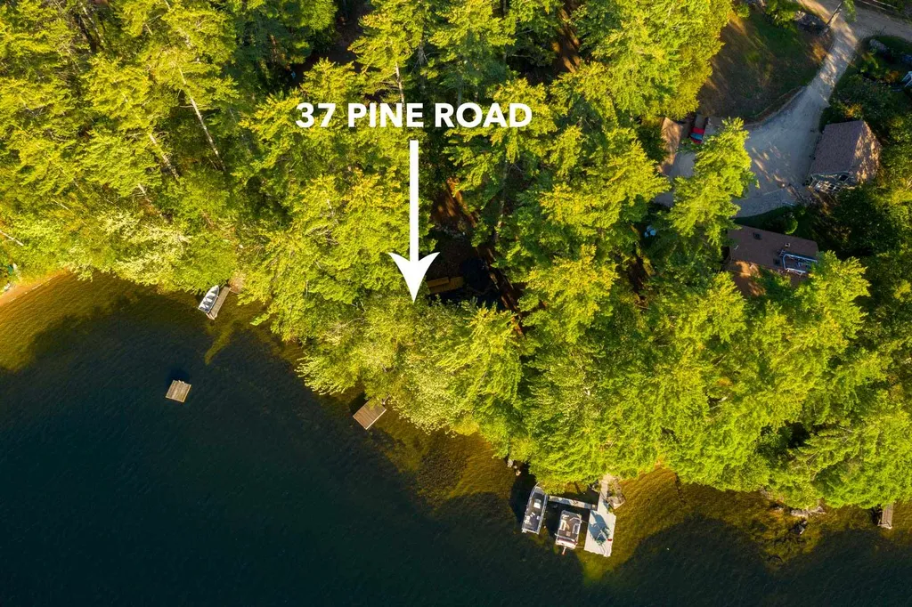 37 Pine Road Barrington NH 03825