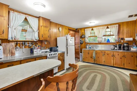37 Pine Road Barrington NH 03825