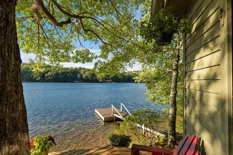 37 Pine Road Barrington NH 03825