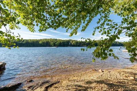 37 Pine Road Barrington NH 03825