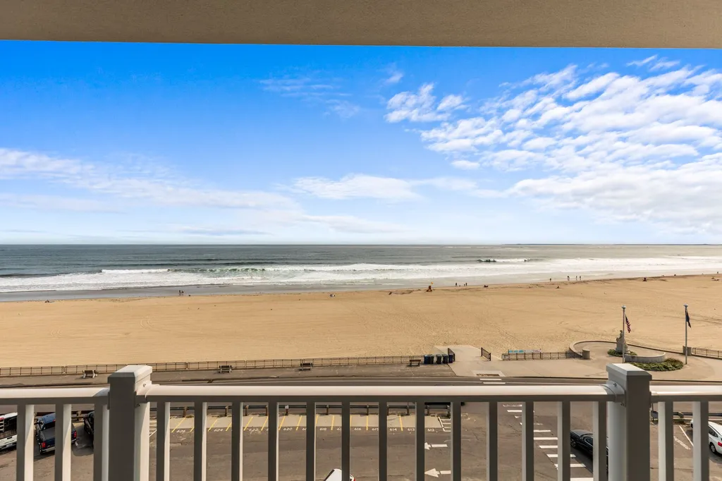 315 Ocean Boulevard Hampton NH 03842