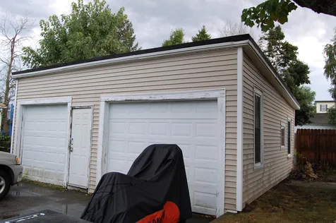 273 Calef Road Manchester NH 03103
