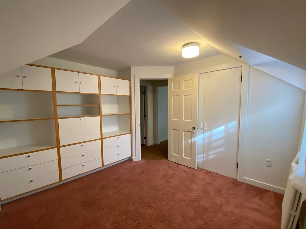 257 Myrtle Street Manchester NH 03104