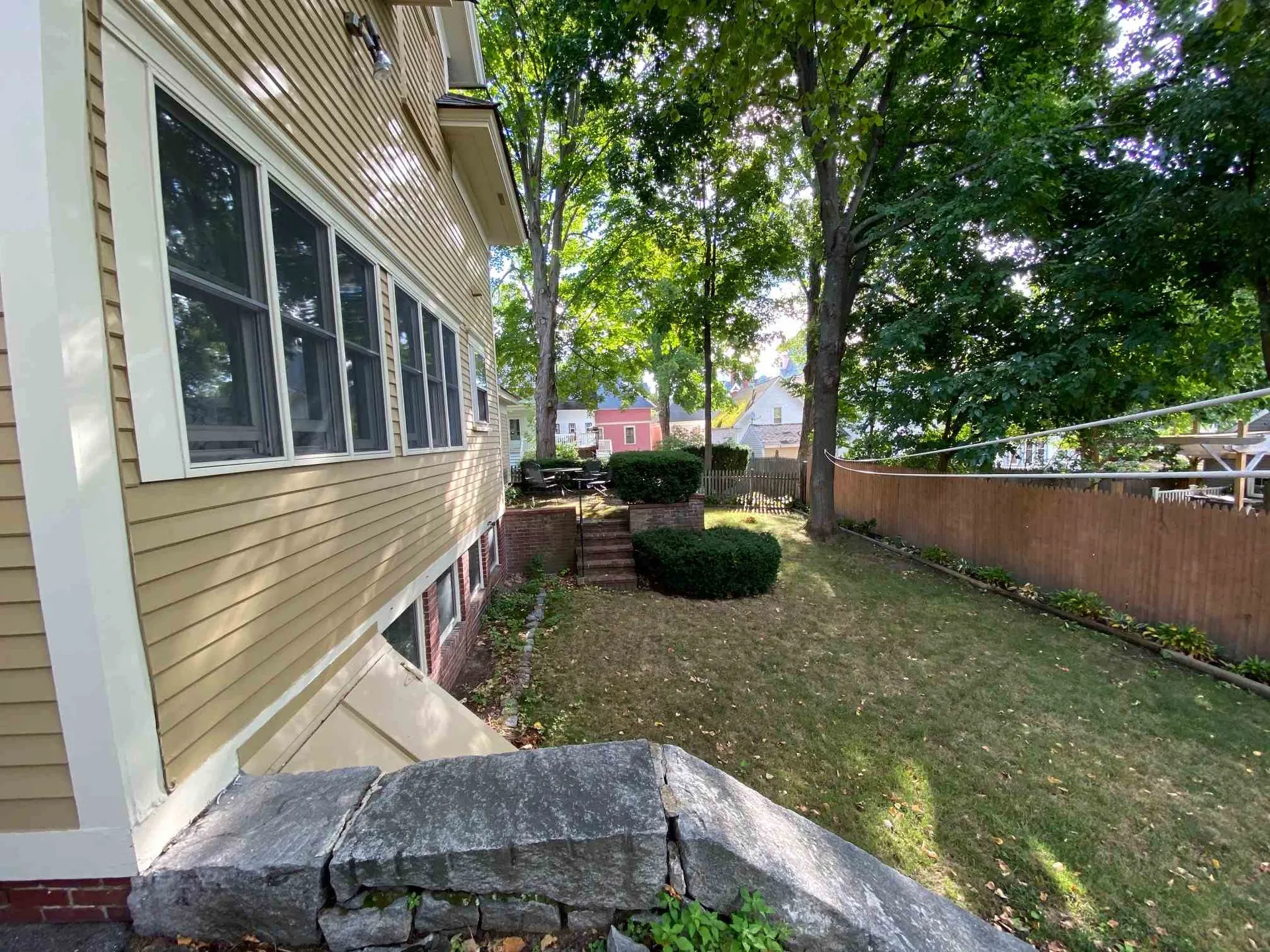 257 Myrtle Street Manchester NH 03104