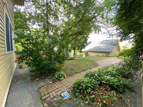 257 Myrtle Street Manchester NH 03104