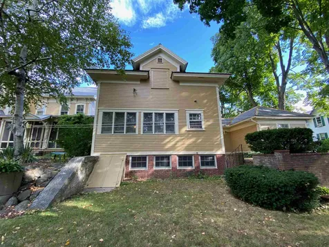 257 Myrtle Street Manchester NH 03104