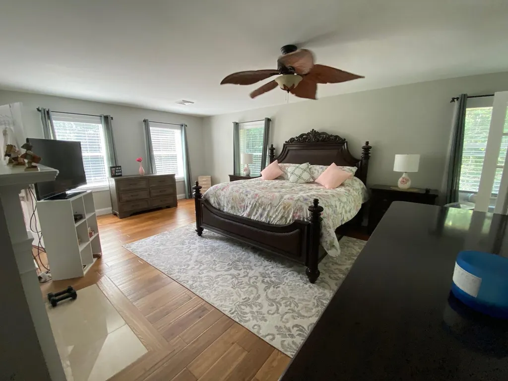 11 Sturrock Place Gilford NH 03249