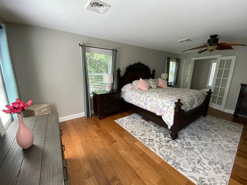 11 Sturrock Place Gilford NH 03249