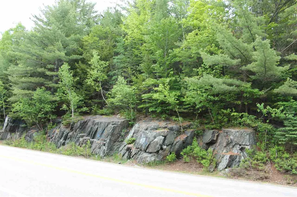00 - 2 Spring Road Milan NH 03588