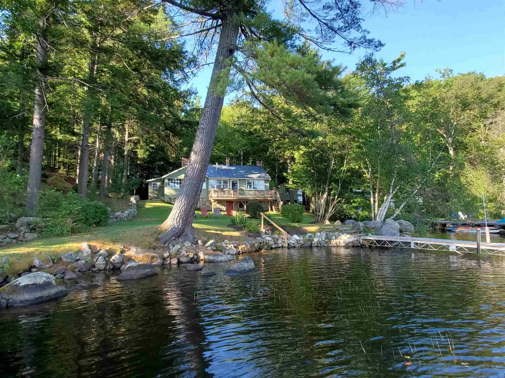 75 Algonquin Road Enfield NH 03748