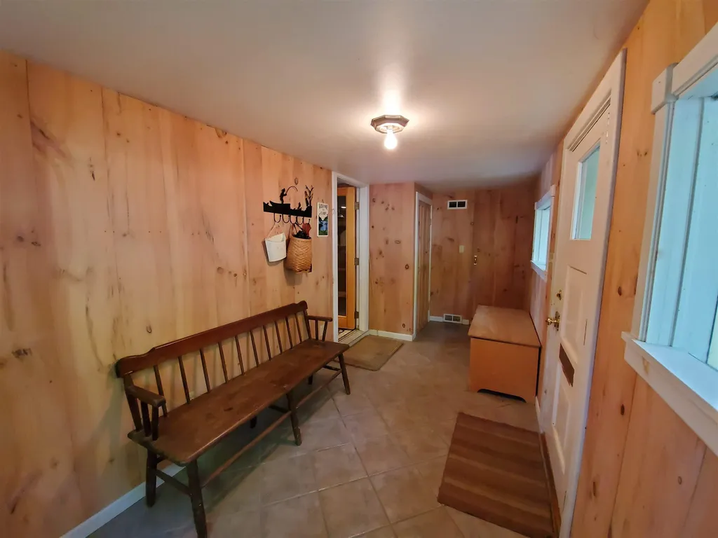 75 Algonquin Road Enfield NH 03748