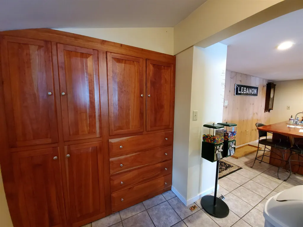 75 Algonquin Road Enfield NH 03748