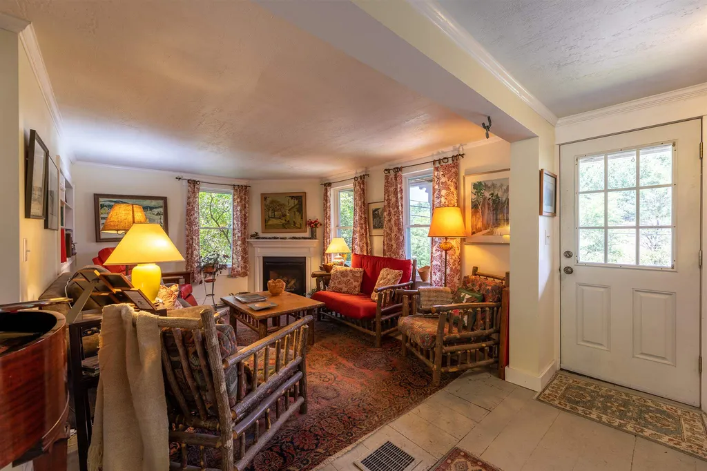13 Gristmill Hill Road Canaan NH 03741