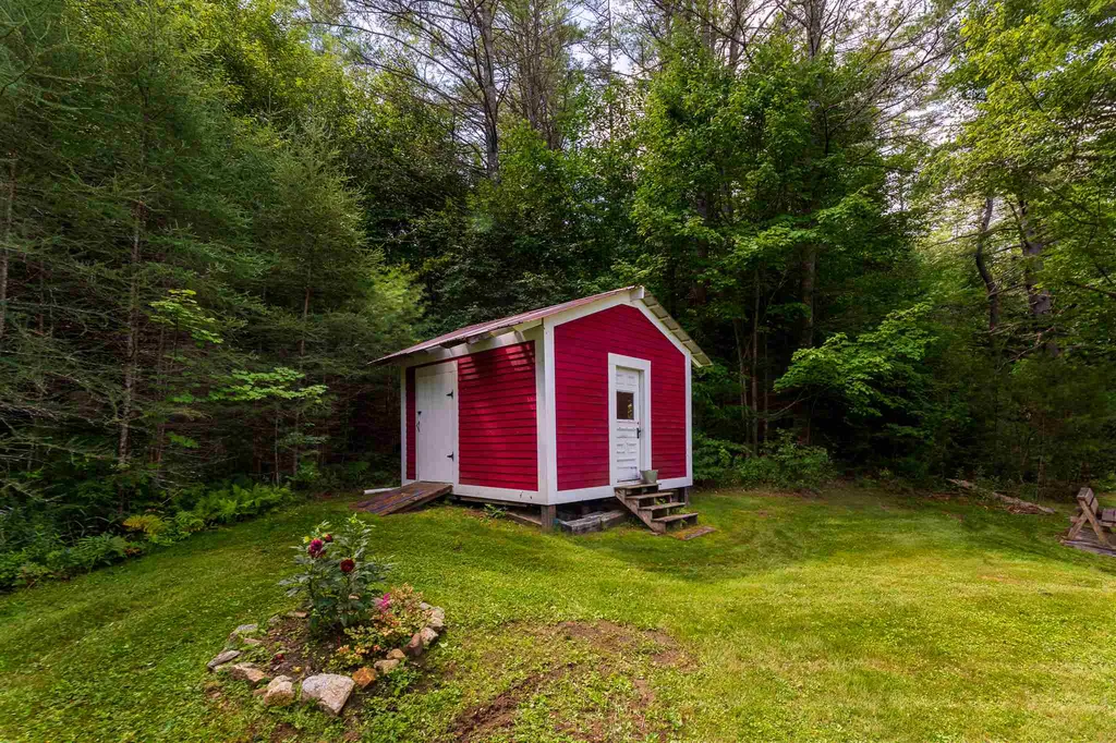 13 Gristmill Hill Road Canaan NH 03741