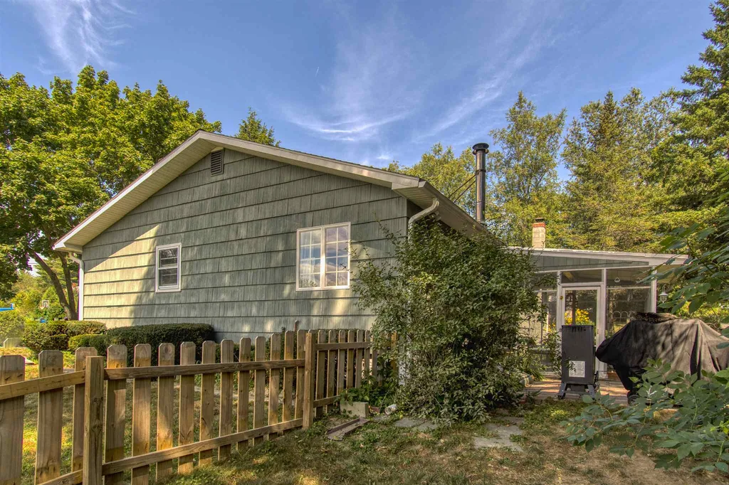 4 Pearson Drive Dover NH 03820