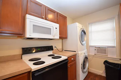 10-12 Dismukes Street Kittery ME 03904