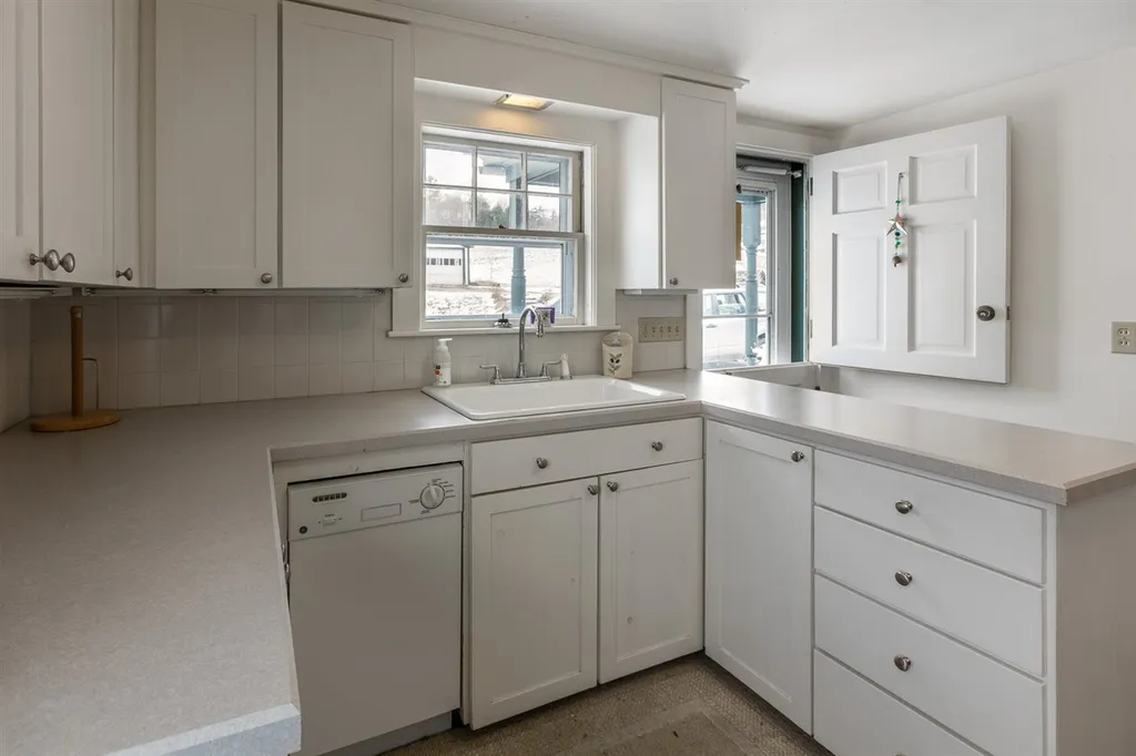 65 Hall Road Andover NH 03216