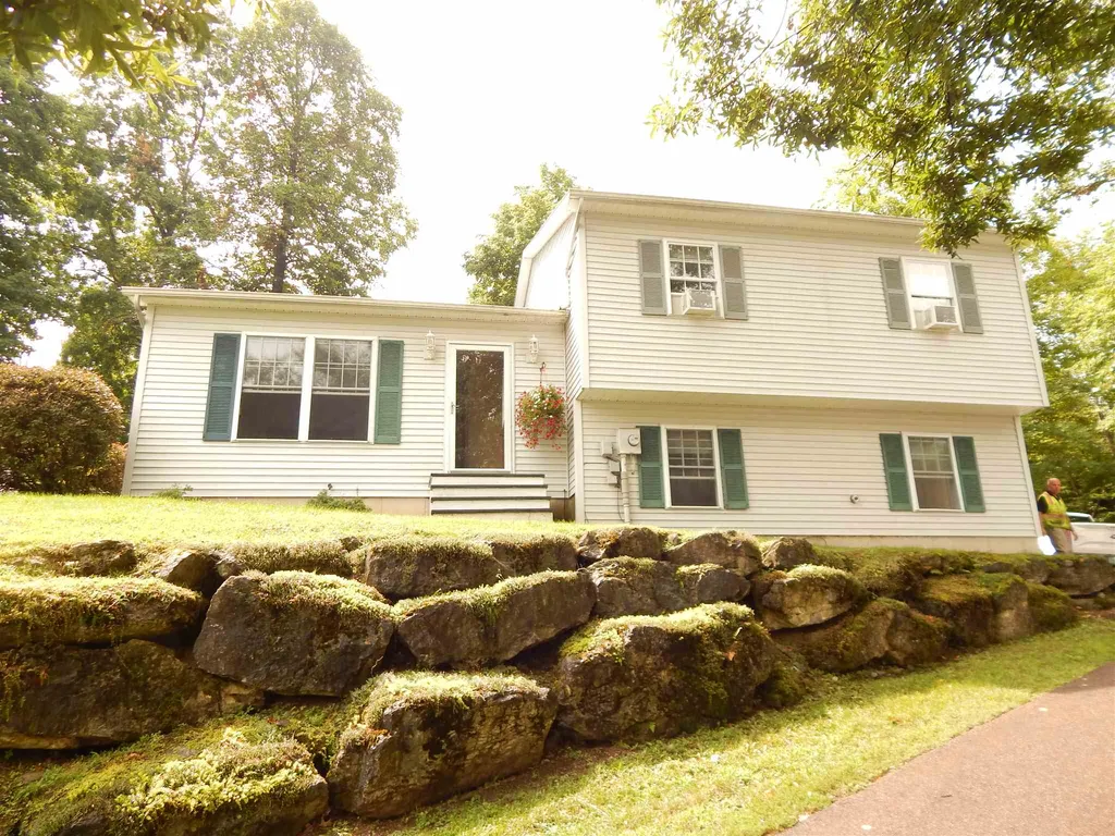 81 Allen Road Milton VT 05468